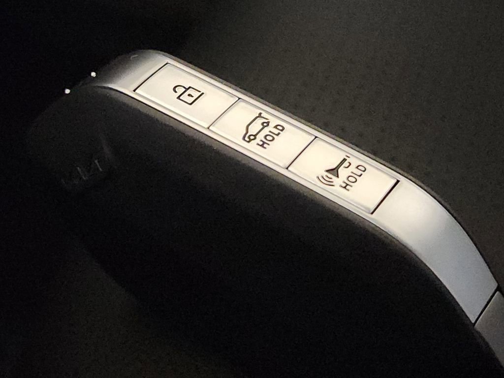 Certified 2025 Kia Telluride EX image 36