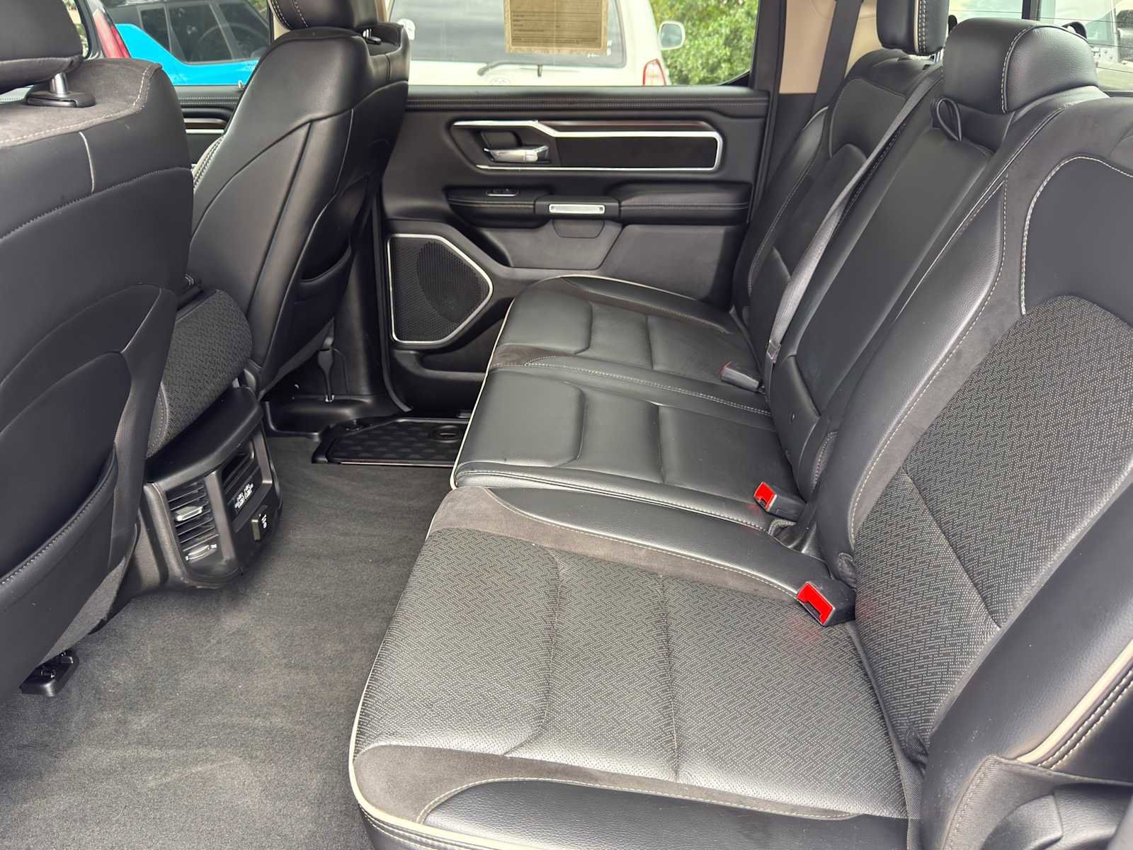Used 2021 RAM 1500 Laramie AWD/4WD image 26