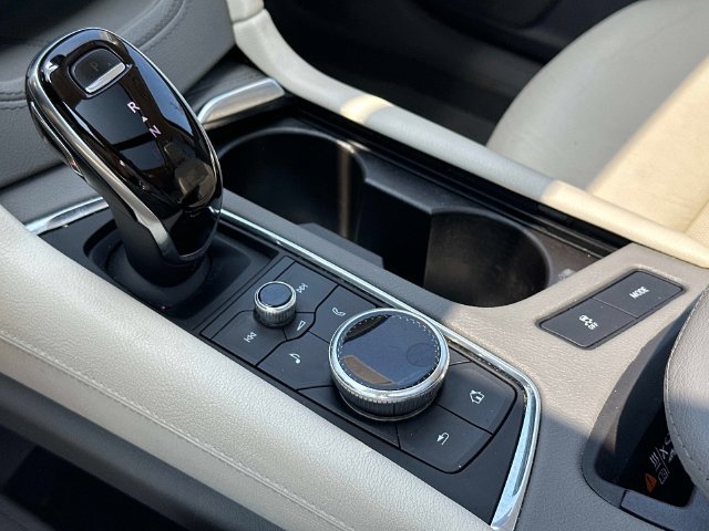 Used 2020 Cadillac XT6 Premium Luxury AWD/4WD image 35