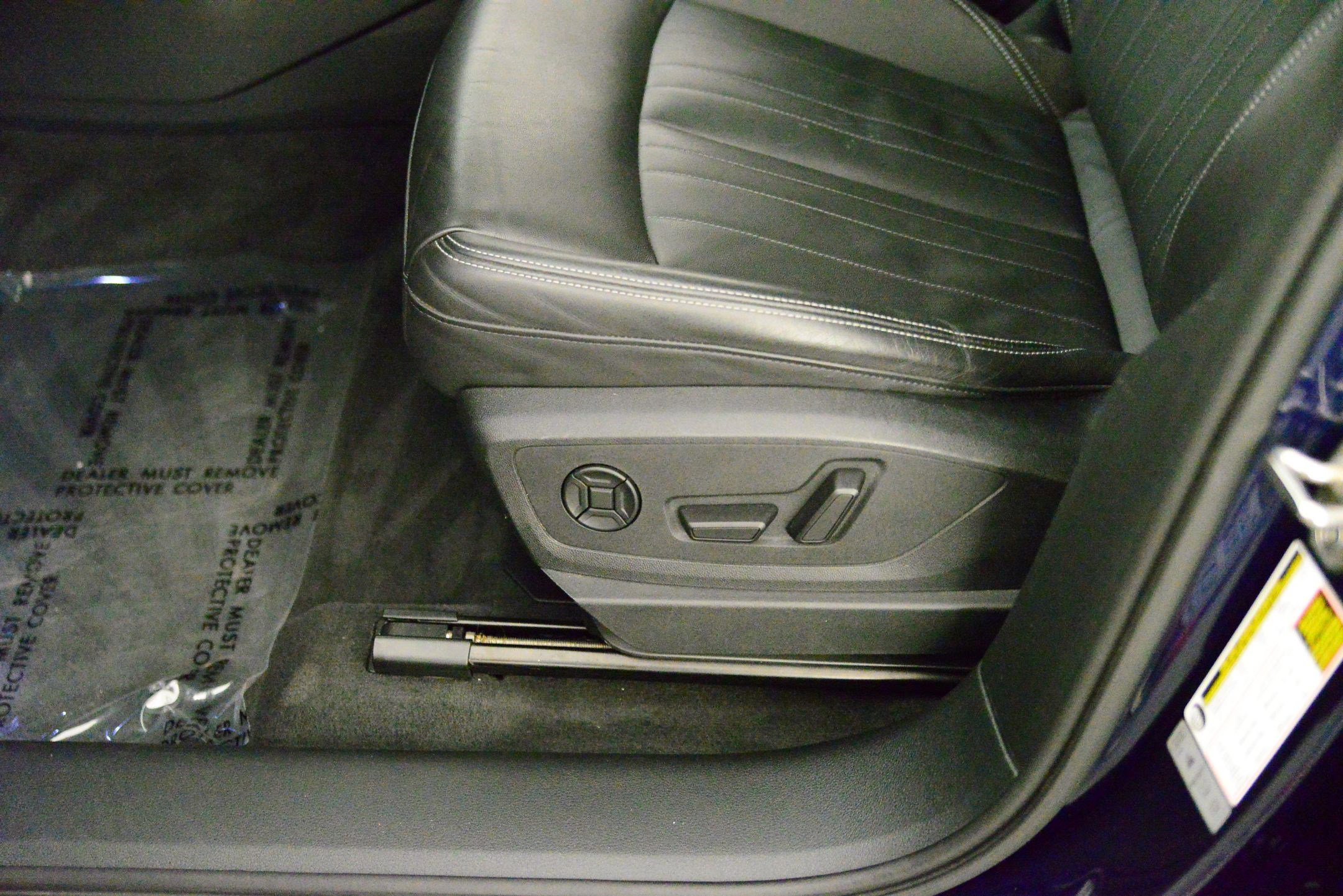 Certified 2021 Audi e-tron Premium image 26