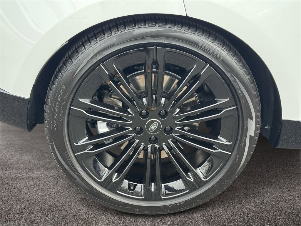 Used 2024 Land Rover Range Rover Long Wheelbase SE image 34