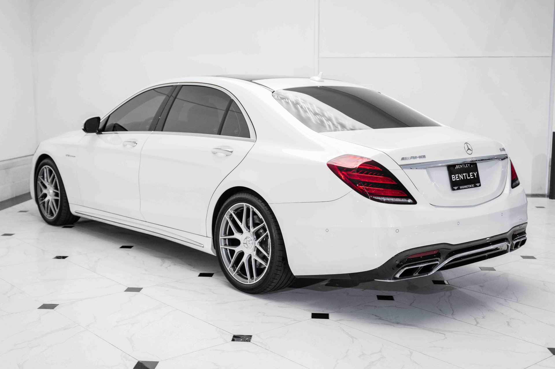 Used 2020 Mercedes-Benz S 65 AMG Sedan image 6