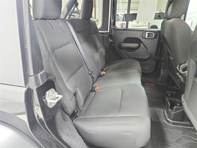Used 2021 Jeep Wrangler Unlimited Sport image 37