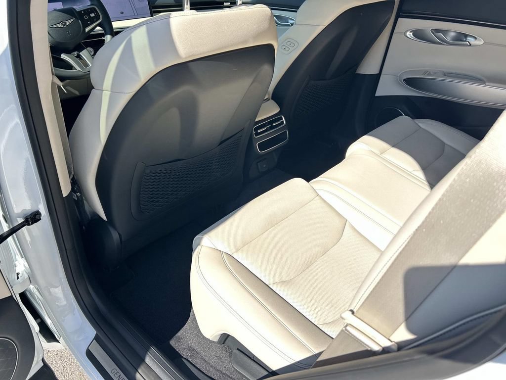 New 2026 Genesis GV70 2.5T Select AWD/4WD image 20