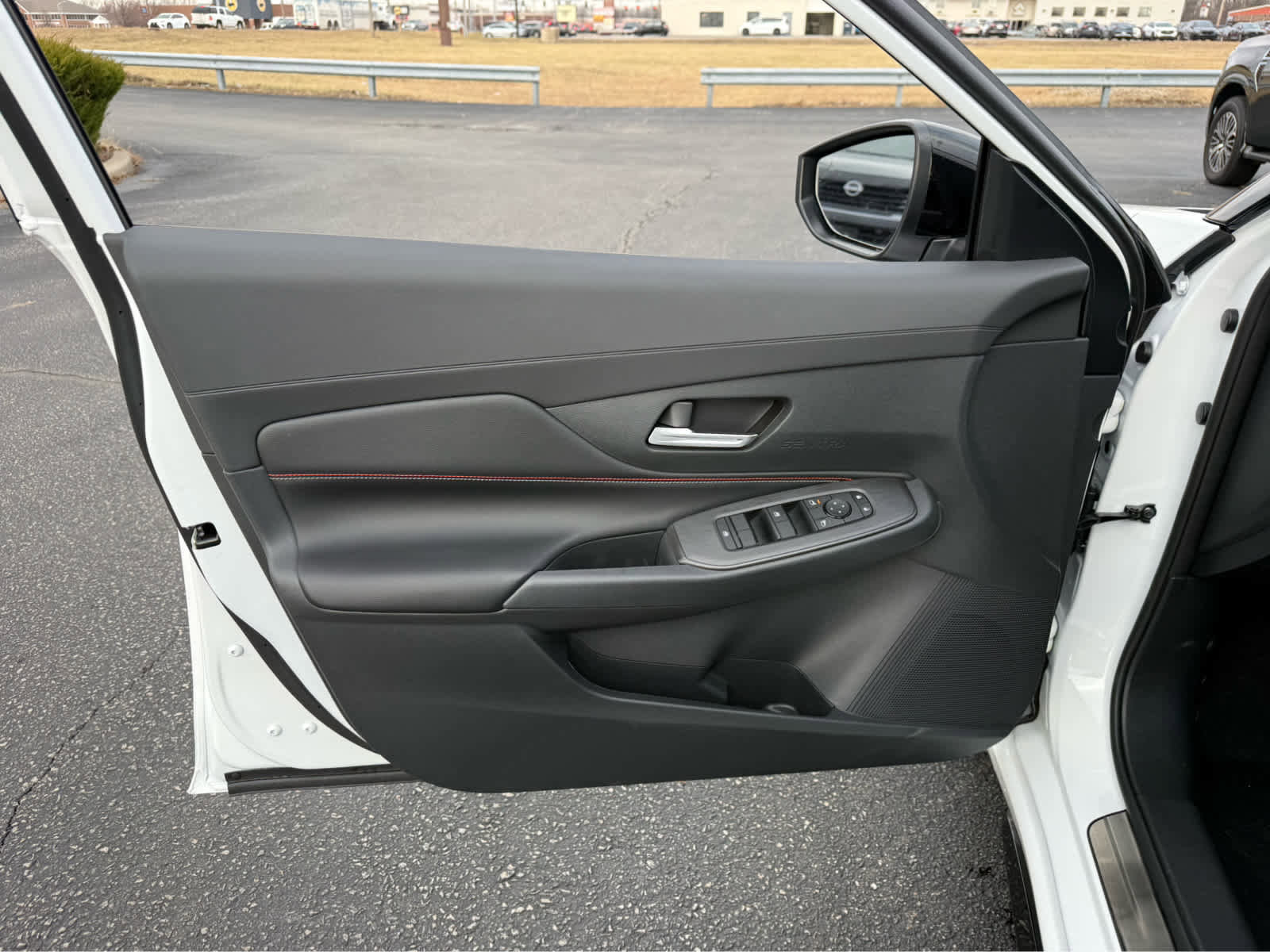 New 2026 Nissan Sentra SR w/ Floor Mat Package FWD image 19