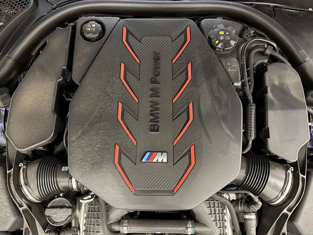Used 2025 BMW M5 w/ Carbon Package image 33