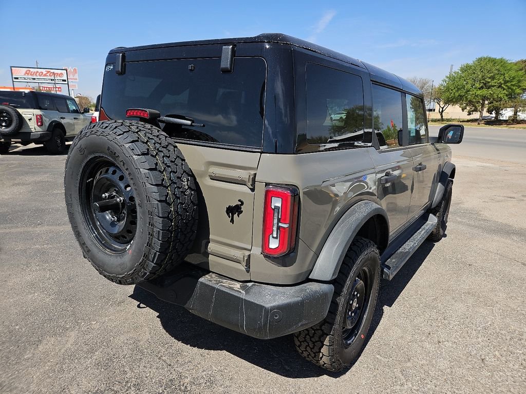 New 2026 Ford Bronco Outer Banks image 11