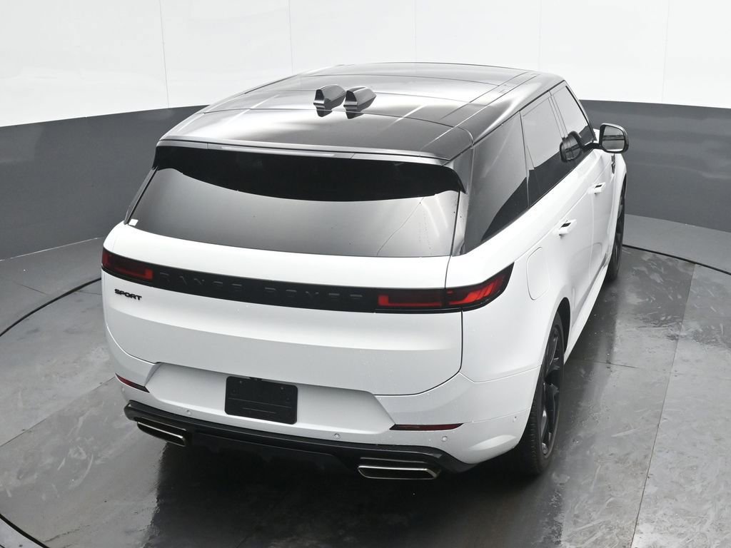 Used 2024 Land Rover Range Rover Sport Dynamic SE image 32