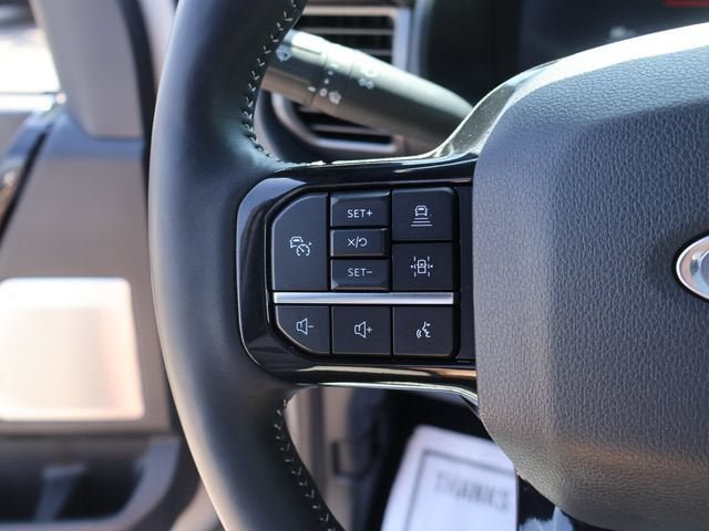 Used 2023 Ford F150 Lightning Platinum AWD/4WD image 30