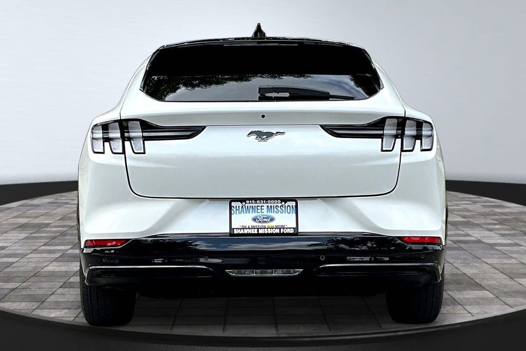 Used 2022 Ford Mustang Mach-E Premium AWD/4WD image 5