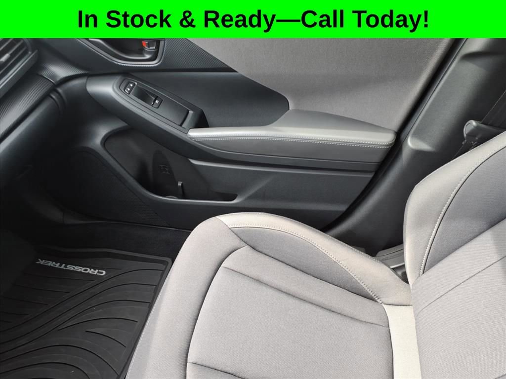 Used 2025 Subaru Crosstrek 2.0i Premium image 24