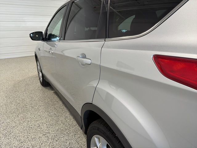 Used 2015 Ford Escape Titanium FWD image 35