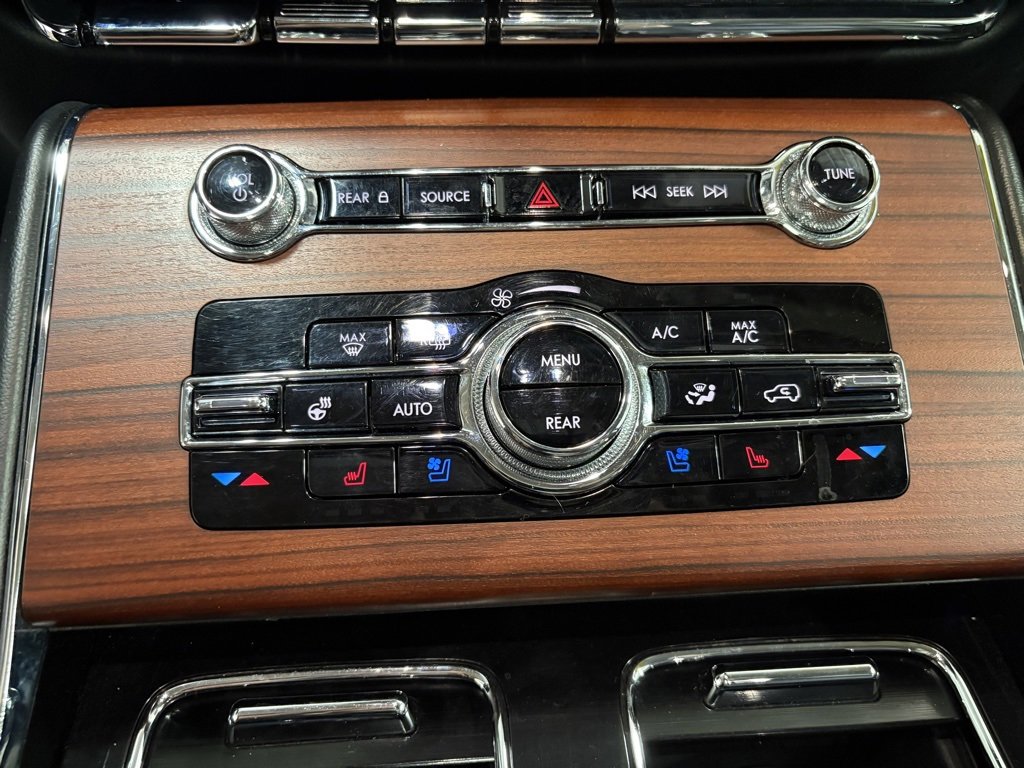 Used 2021 Lincoln Aviator Reserve image 15