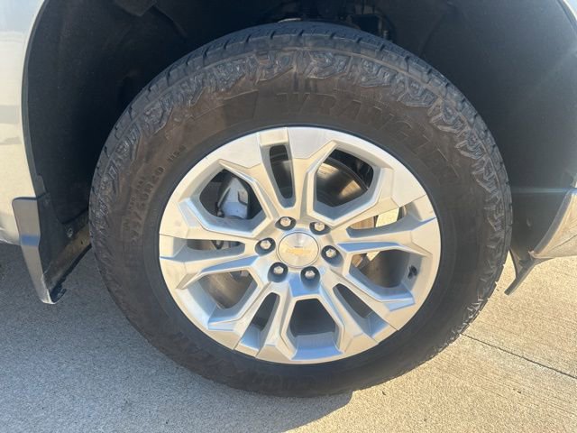 Used 2024 Chevrolet Silverado 1500 LTZ image 8