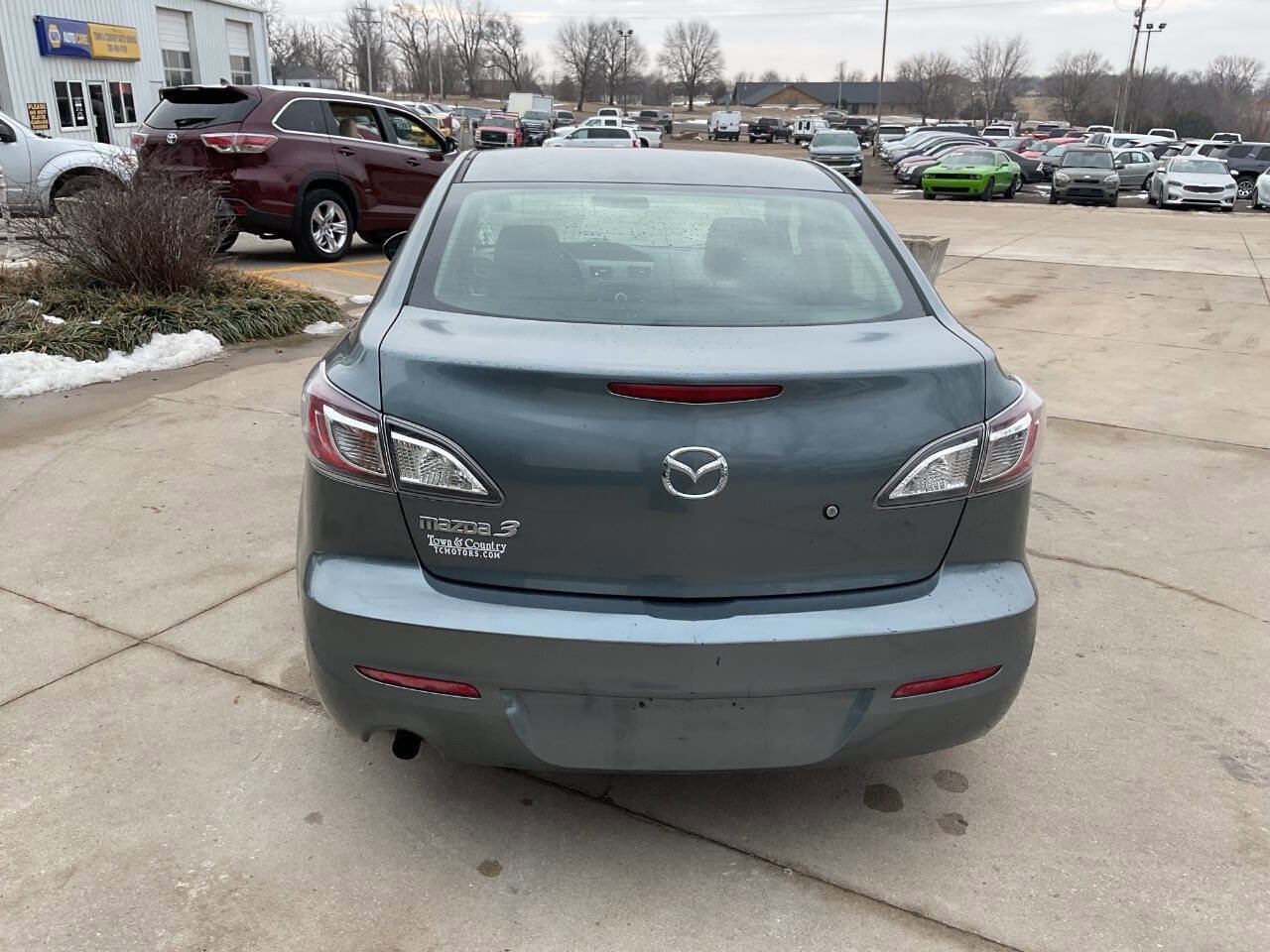 Used 2012 MAZDA MAZDA3 i Sport FWD image 8