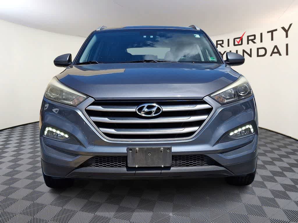 Used 2017 Hyundai Tucson SE FWD image 2