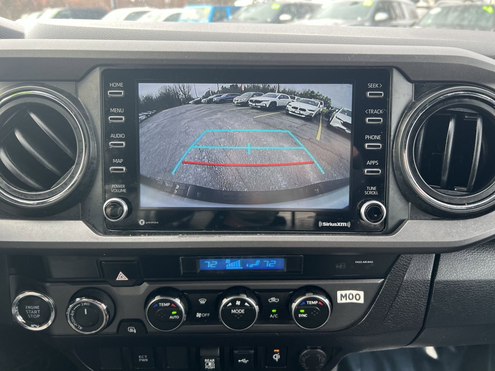 Used 2023 Toyota Tacoma TRD Off-Road image 19