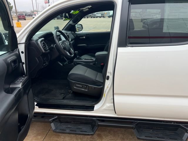 Used 2021 Toyota Tacoma TRD Off-Road image 9