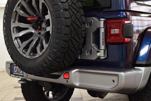 Used 2024 Jeep Wrangler Sahara w/ Technology Group image 20