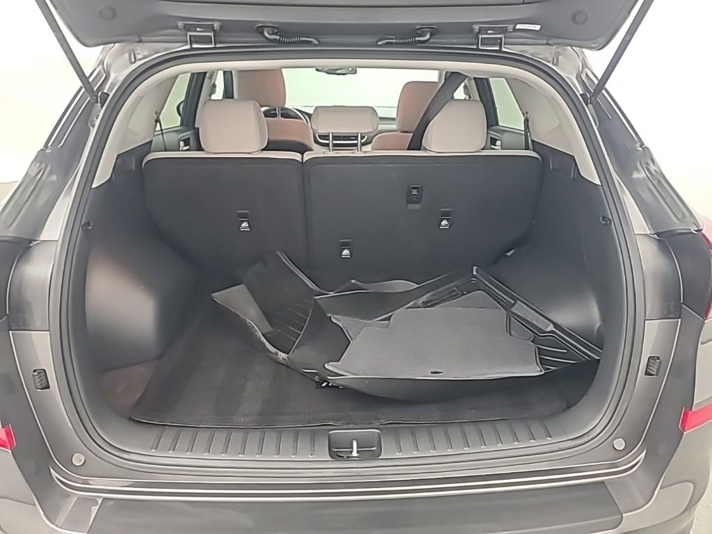 Used 2020 Hyundai Tucson SEL w/ Winter Weather Package image 18