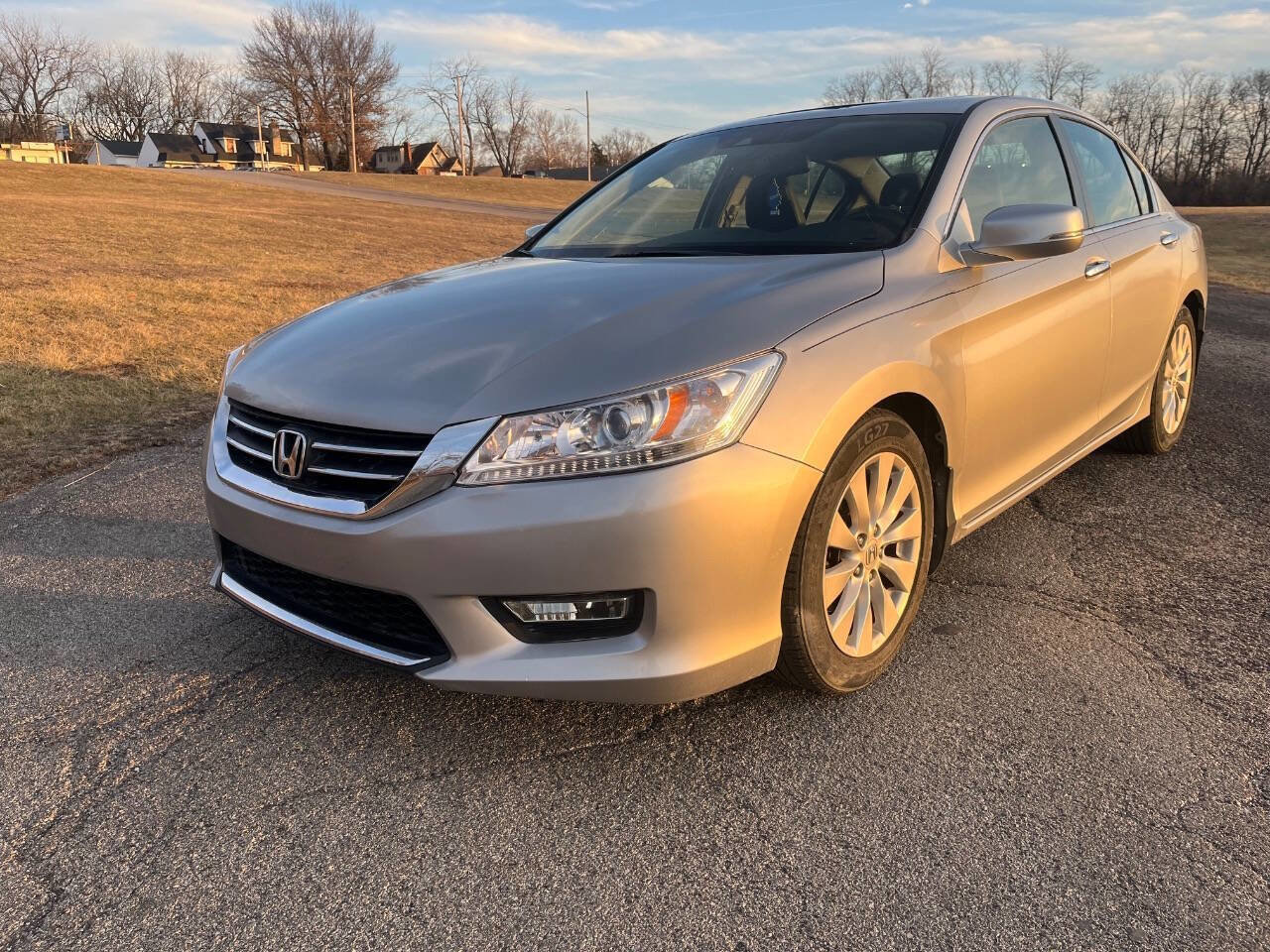 Used 2015 Honda Accord EX-L image 1