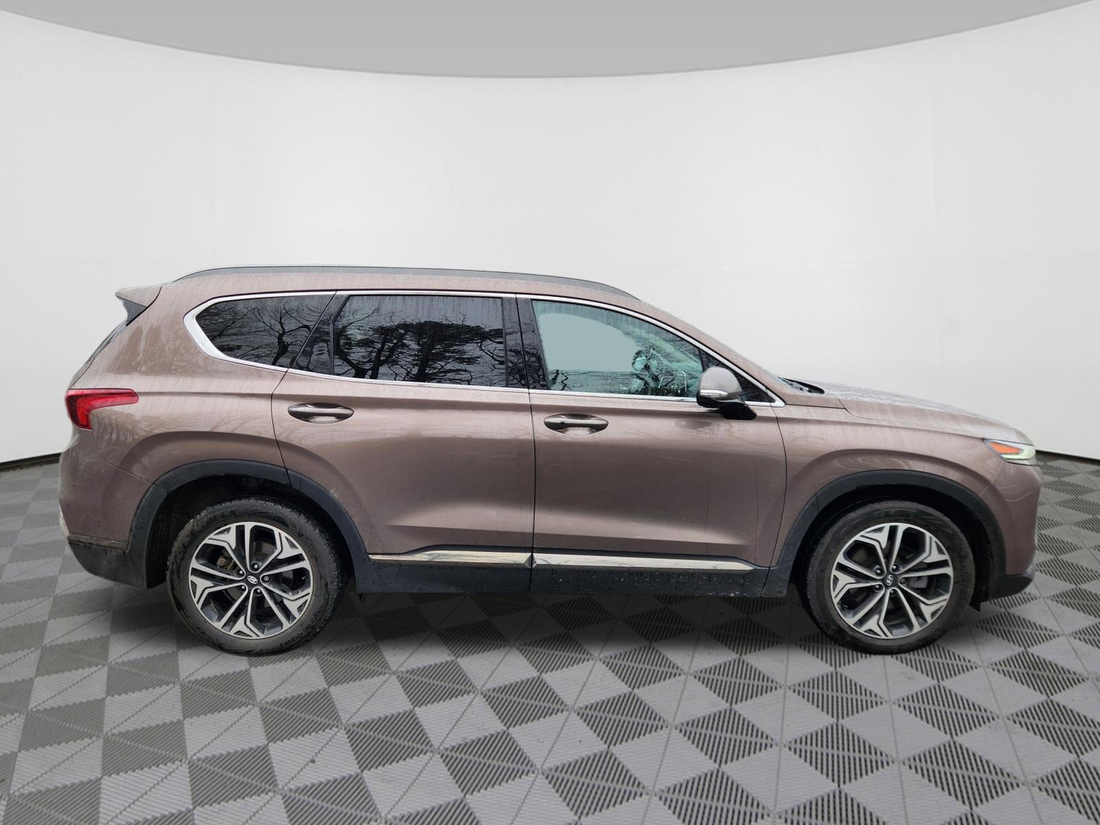Used 2020 Hyundai Santa Fe Limited image 6