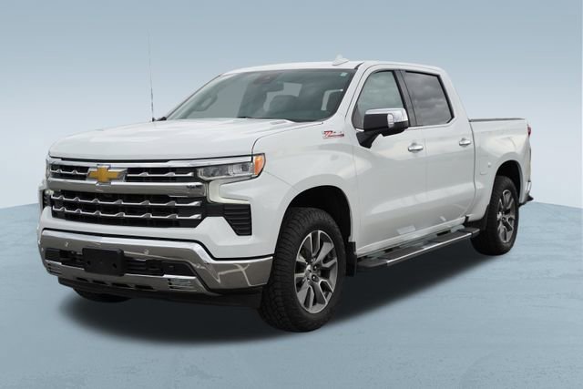 Used 2025 Chevrolet Silverado 1500 LTZ w/ LTZ Premium Package image 3
