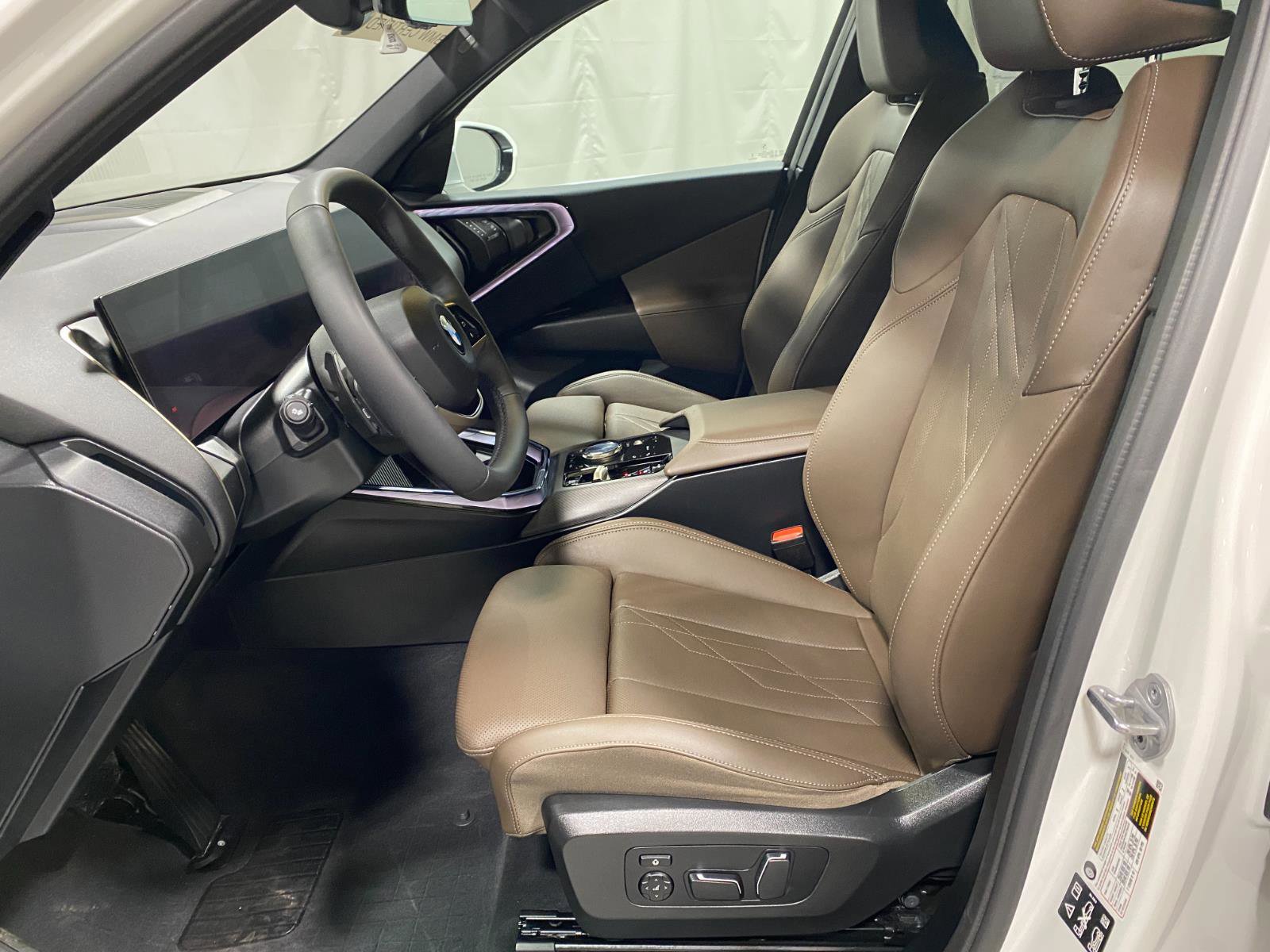 Certified 2025 BMW X3 xDrive30i w/ Convenience Package image 9