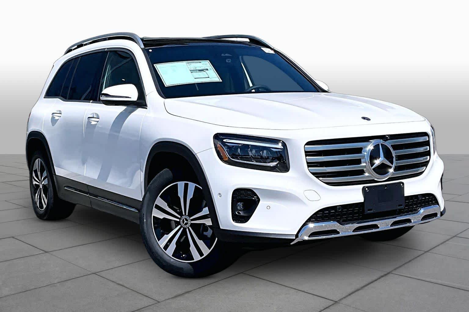New 2026 Mercedes-Benz GLB 250 4MATIC image 2
