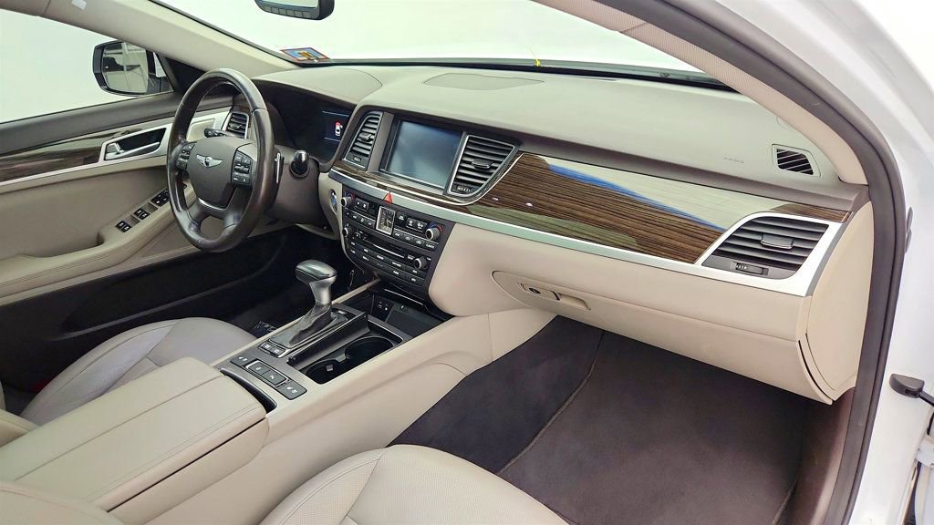 Used 2018 Genesis G80 3.8 w/ Option Group 02 image 26