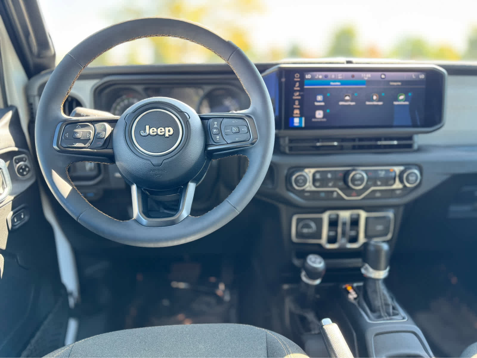 Used 2024 Jeep Wrangler Sport S w/ Convenience Group image 12