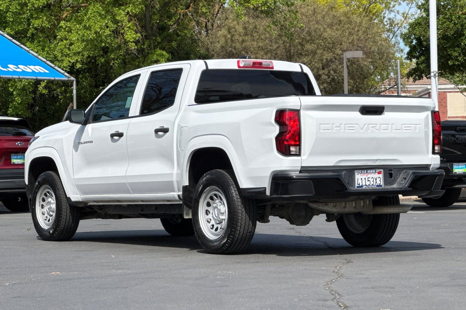 Used 2023 Chevrolet Colorado W/T image 5