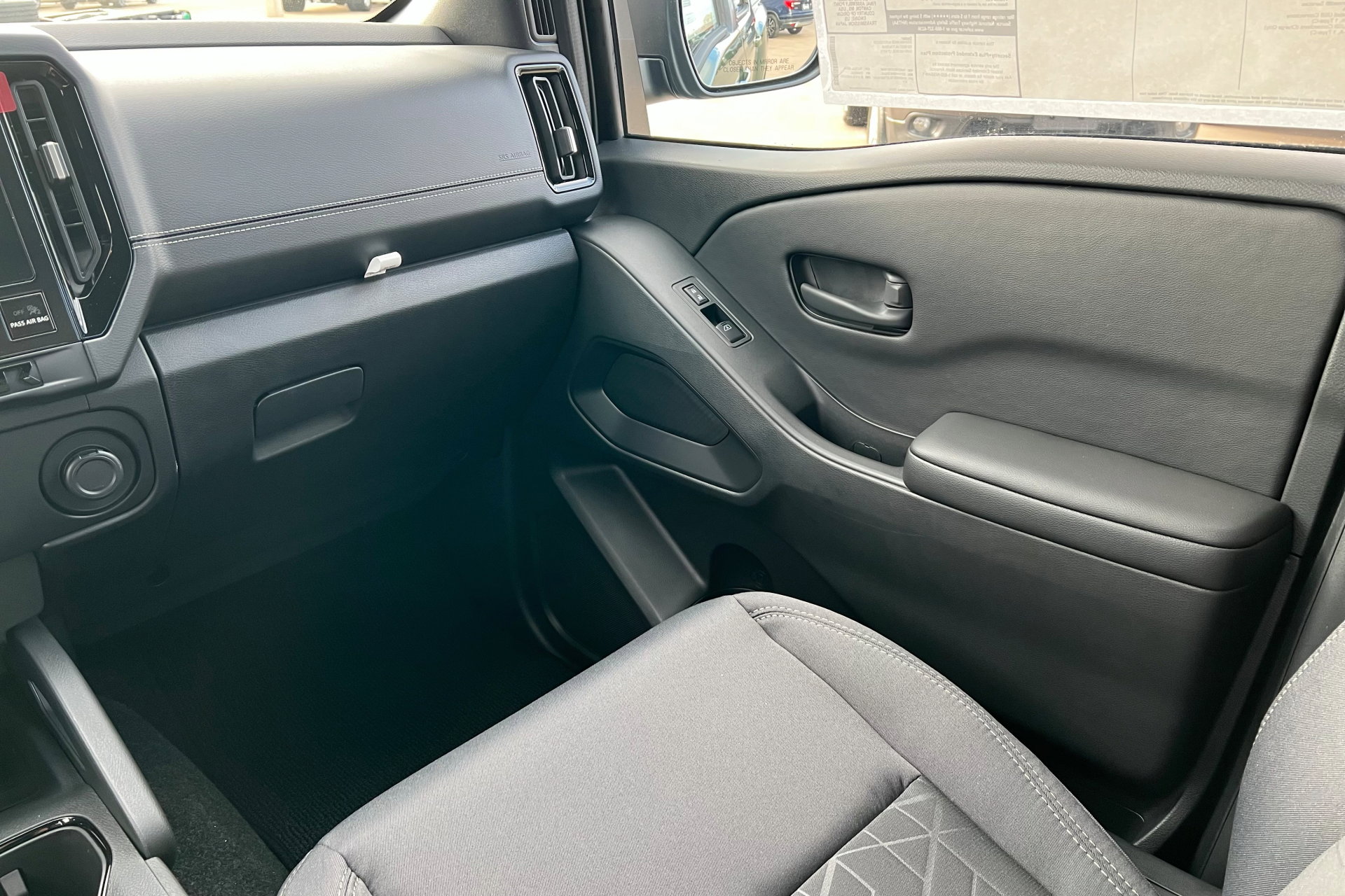 New 2026 Nissan Frontier SV w/ Tow Package image 10