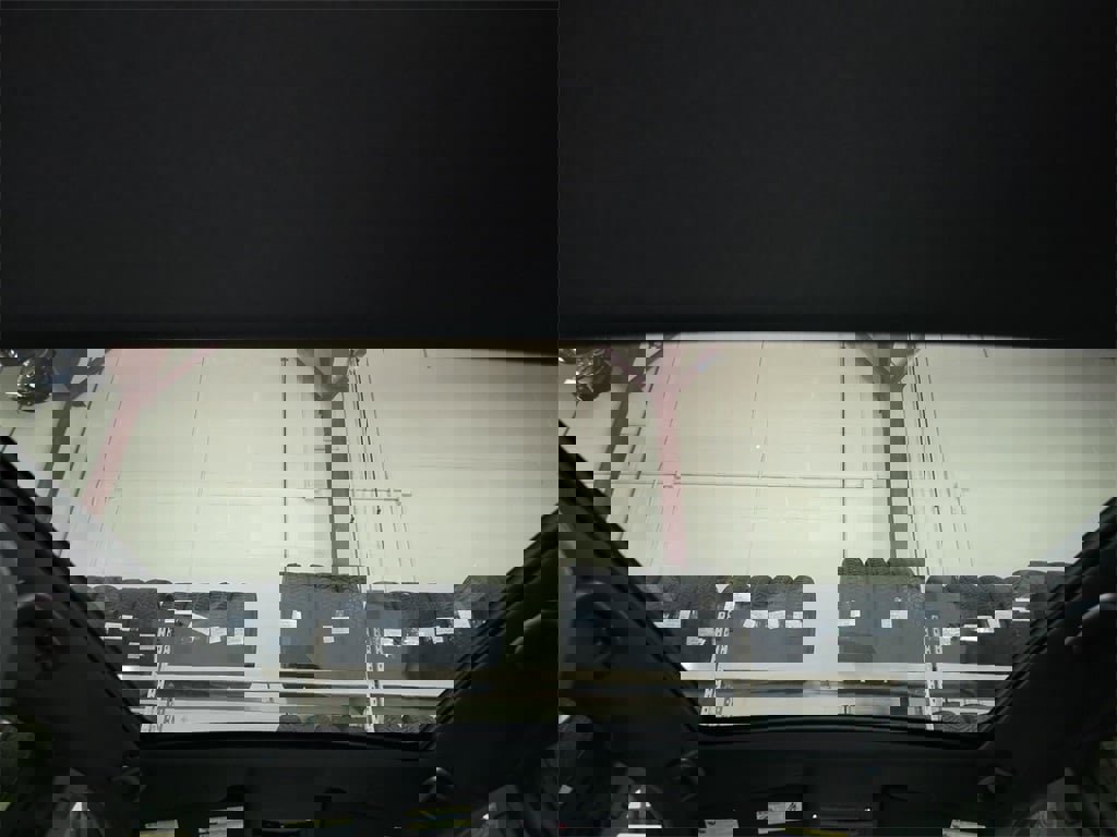 New 2024 Land Rover Discovery Sport Dynamic SE image 27