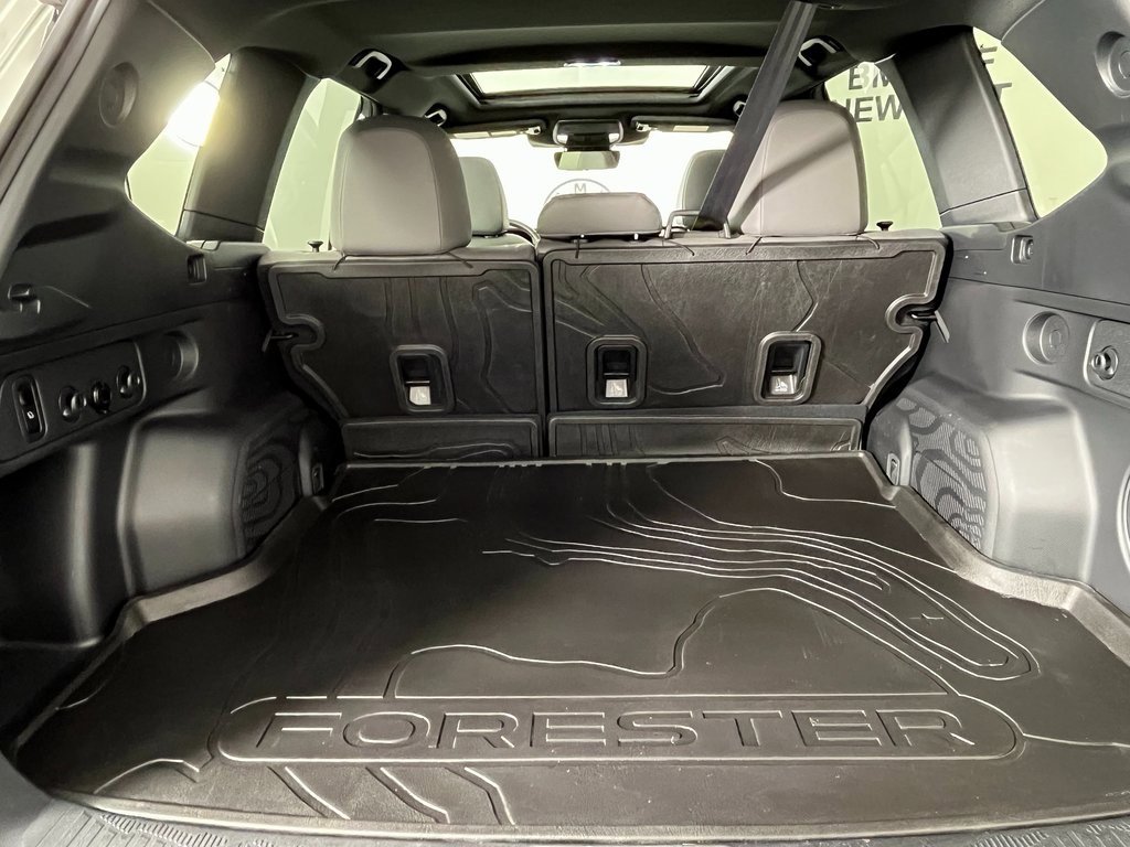 Used 2025 Subaru Forester Limited image 19