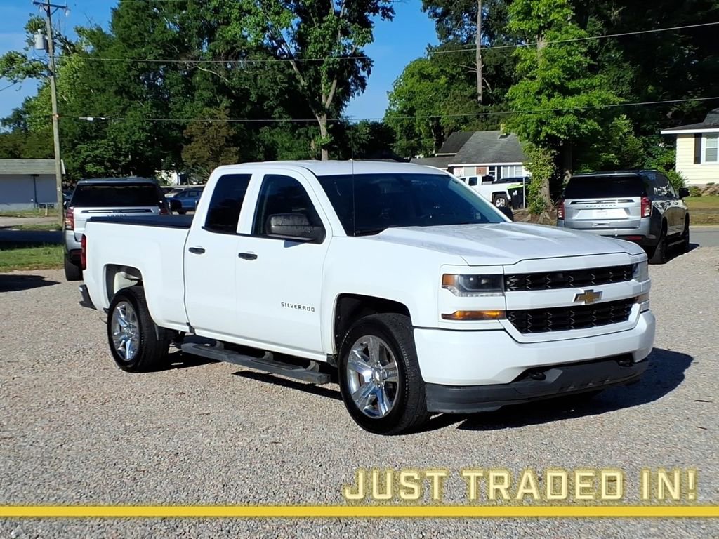 Used 2016 Chevrolet Silverado 1500 Custom w/ Custom Convenience Package RWD image 1