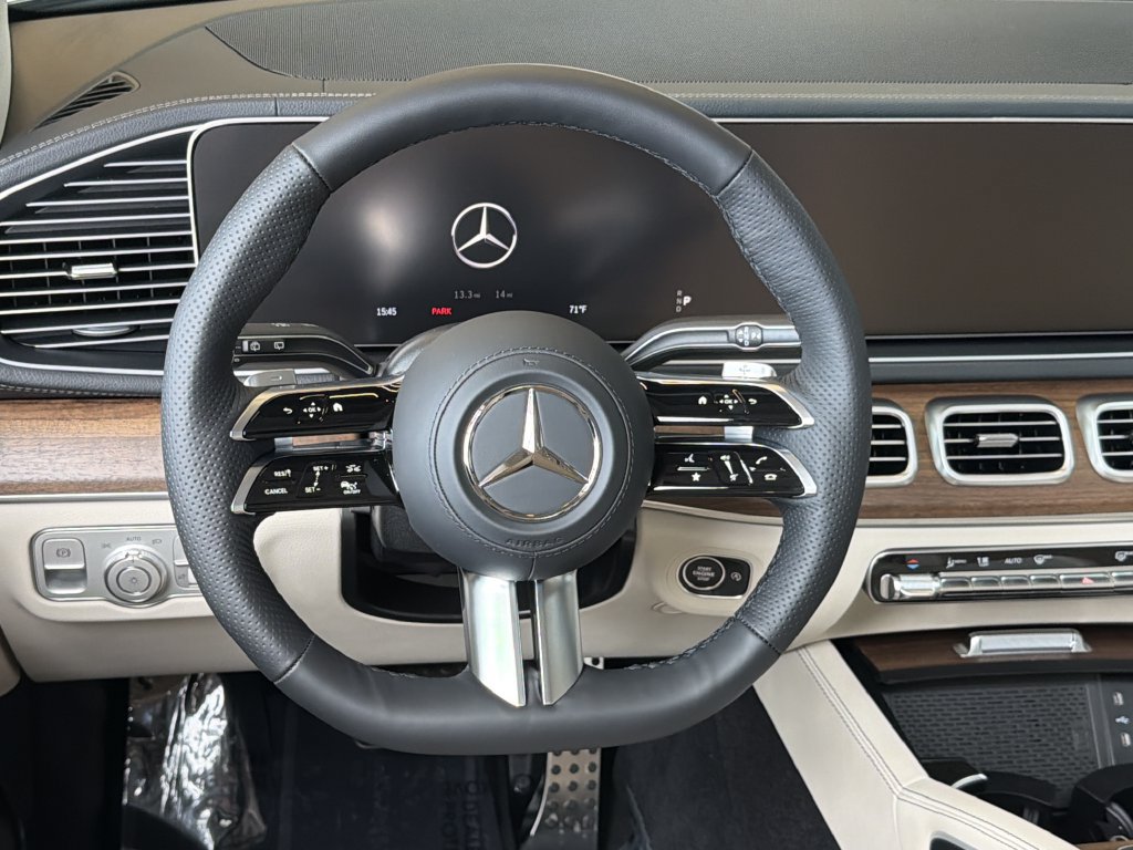 New 2026 Mercedes-Benz GLS 450 4MATIC image 19