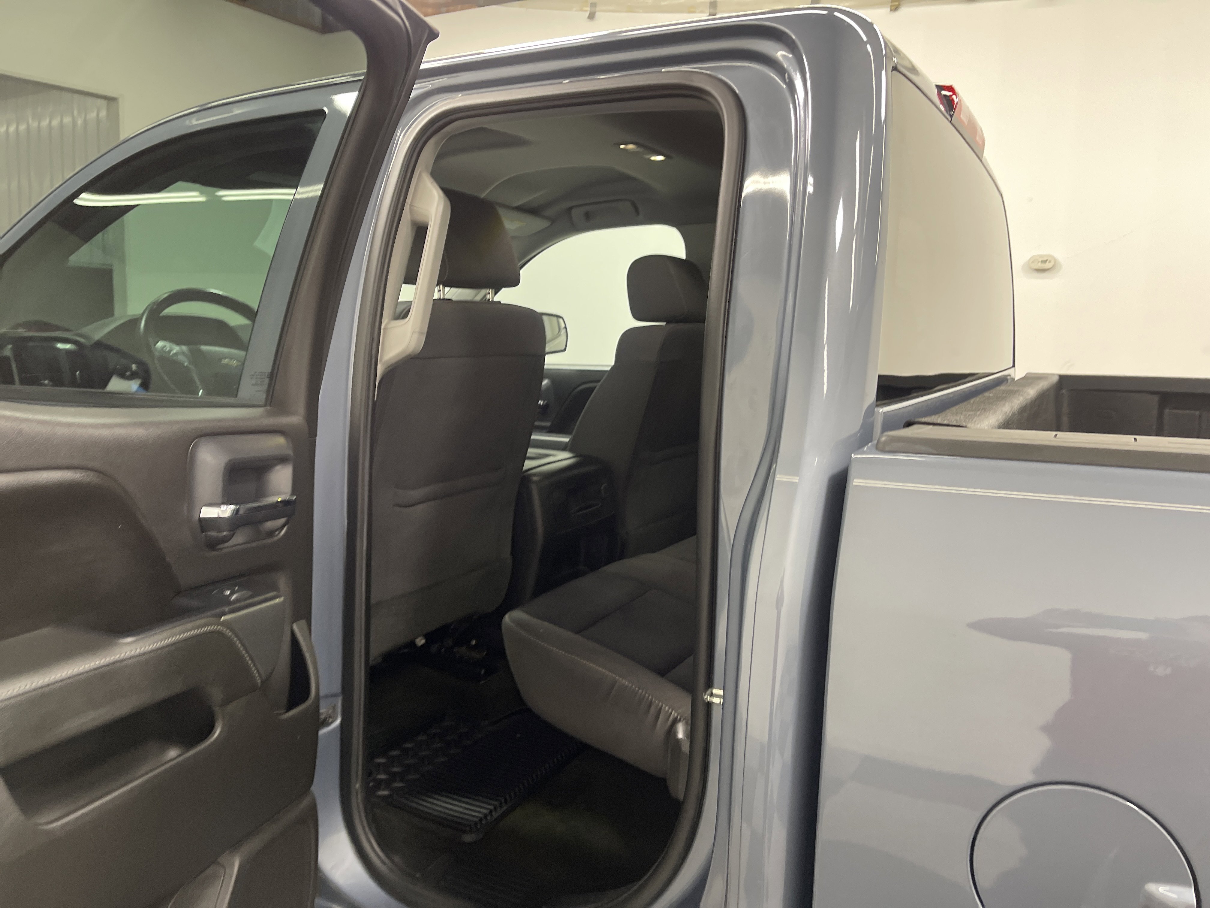 Used 2016 Chevrolet Silverado 1500 LT w/ LT Convenience Package image 13