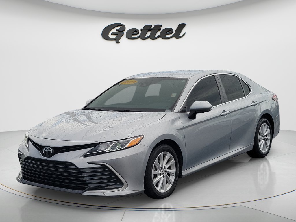 Used 2023 Toyota Camry LE FWD image 1