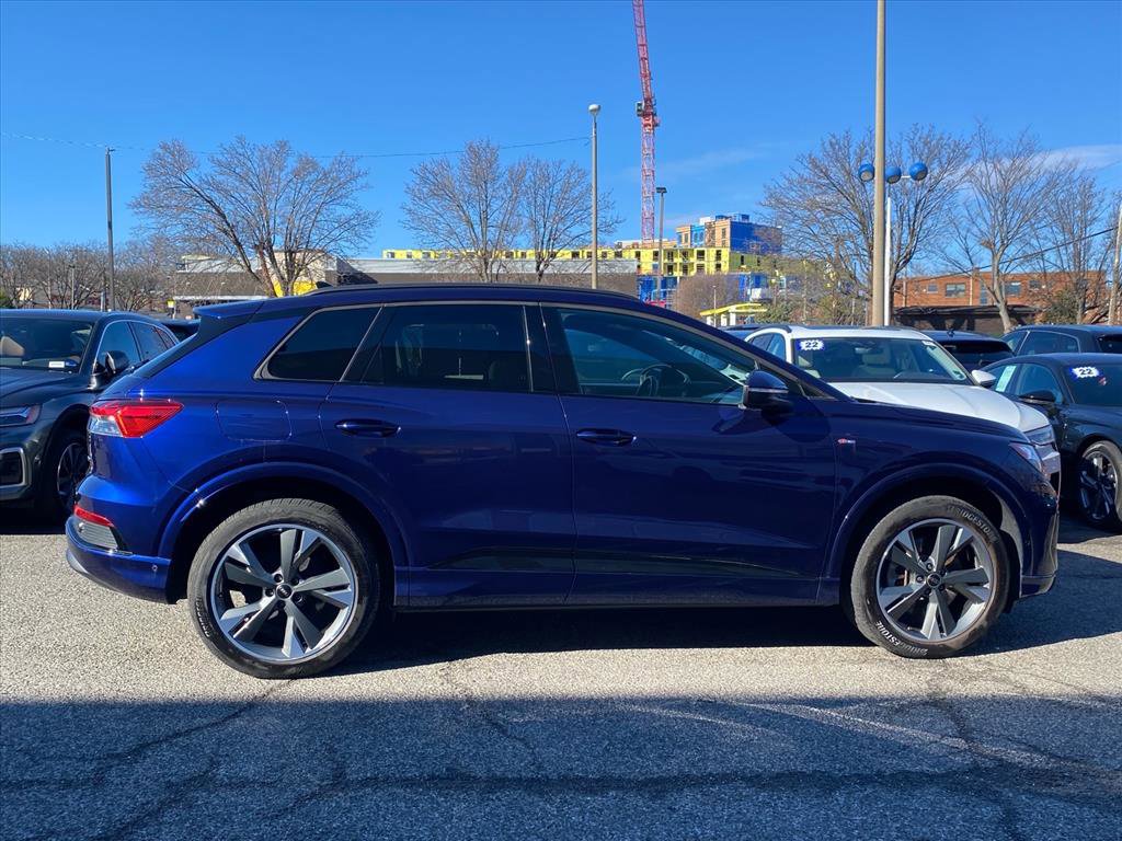 Used 2023 Audi Q4 e-tron Premium Plus image 2