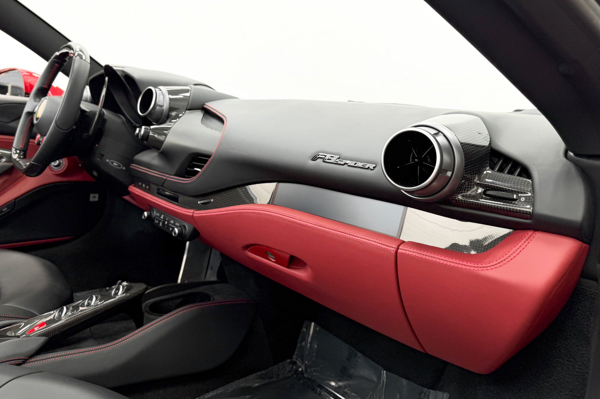 Used 2023 Ferrari F8 Tributo RWD image 14