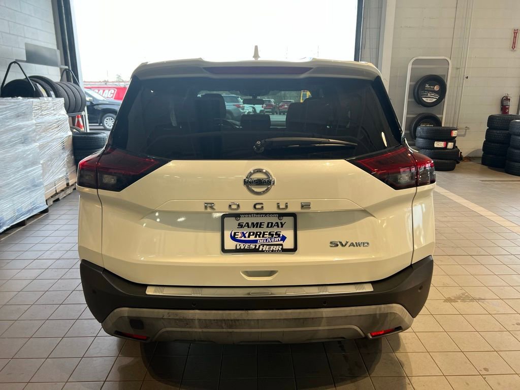 Used 2021 Nissan Rogue SV AWD/4WD image 10