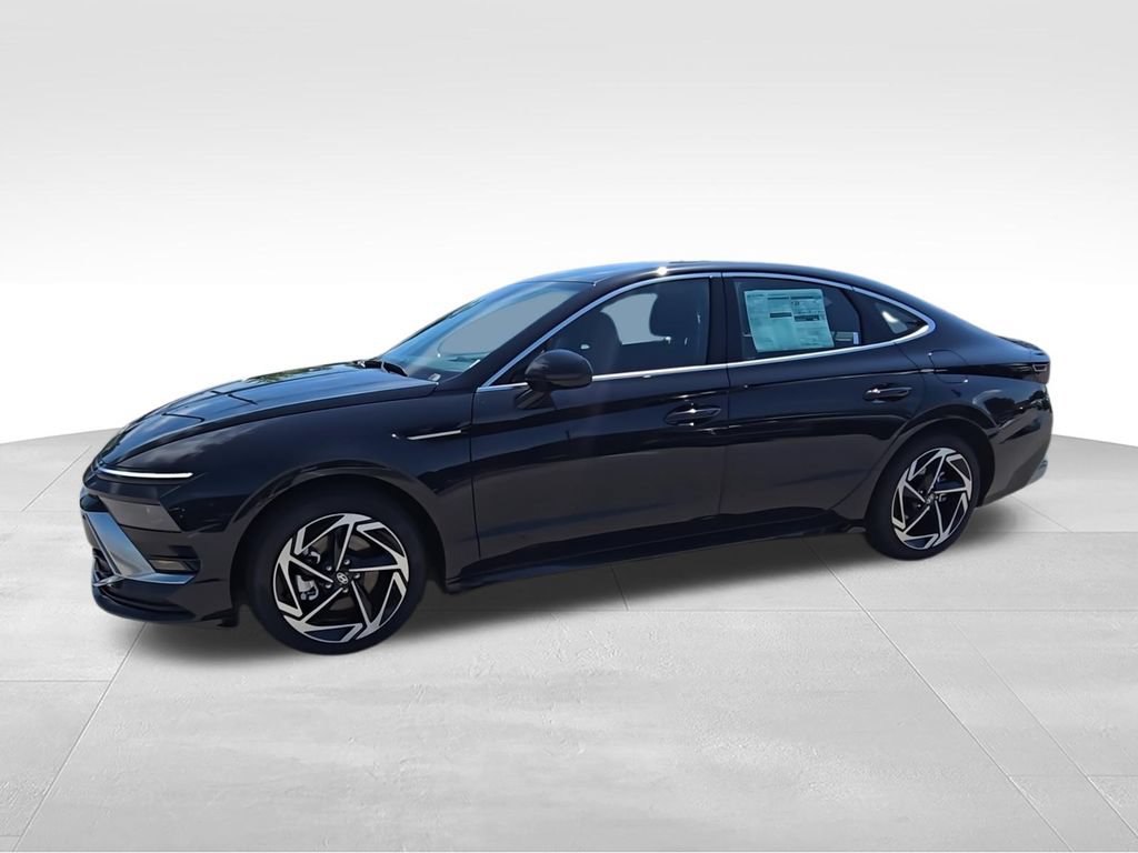 New 2026 Hyundai Sonata SEL FWD image 4