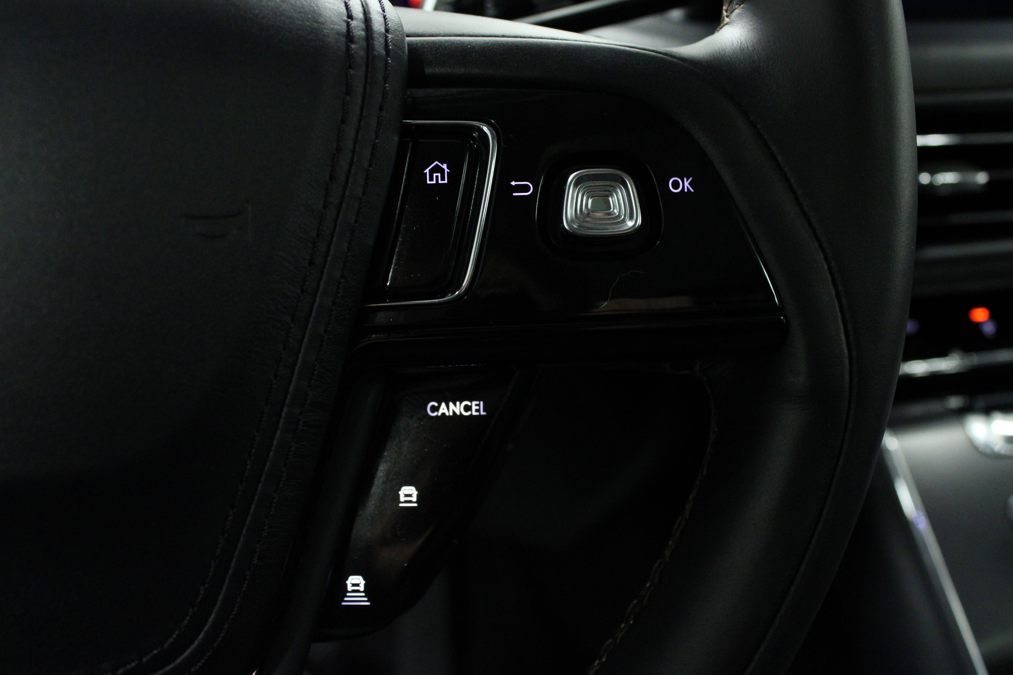 Used 2025 Lincoln Aviator AWD w/ Equipment Group 101A image 22
