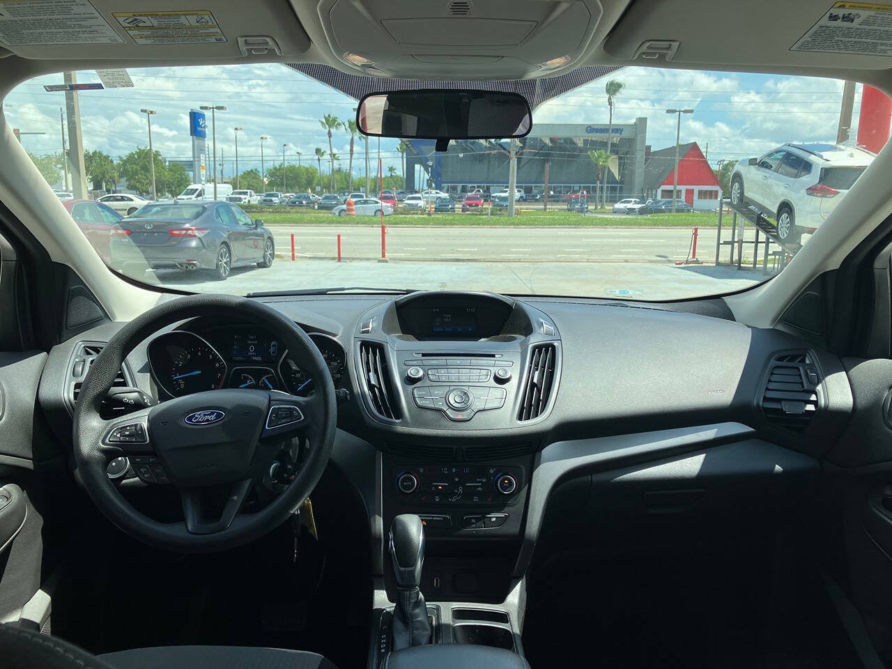 Used 2018 Ford Escape SE FWD image 21