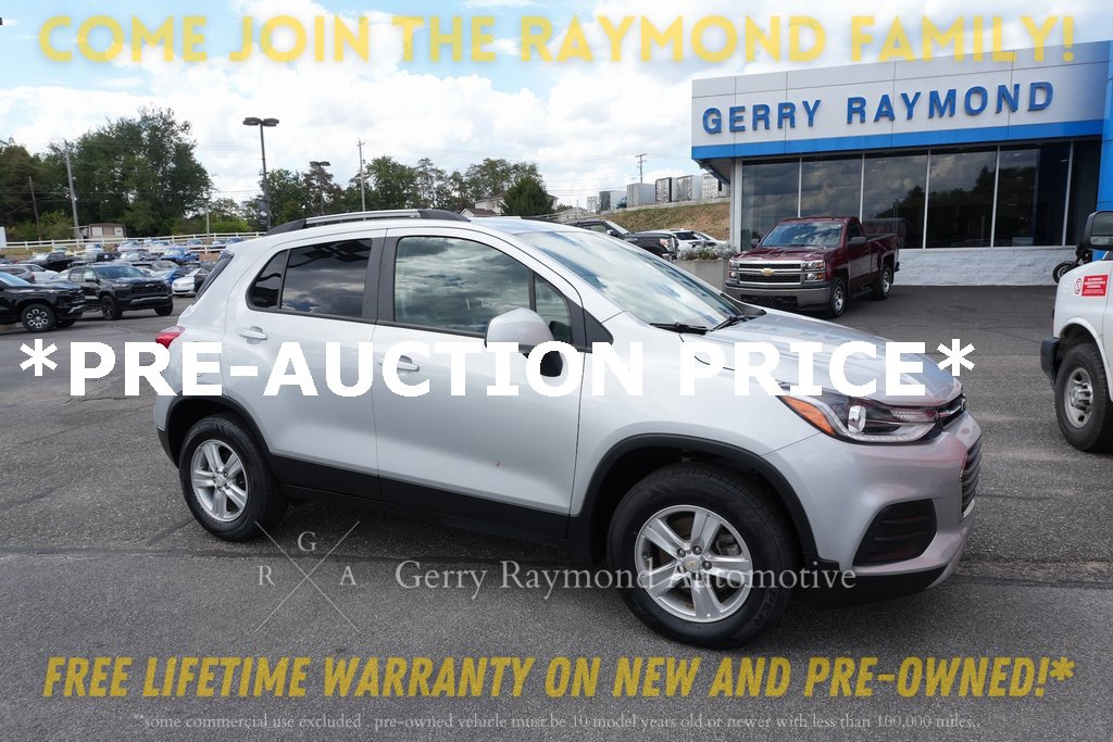 Used 2022 Chevrolet Trax LT w/ LT Convenience Package