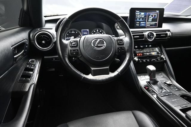 Used 2022 Lexus IS 300 w/ Premium Package RWD image 11