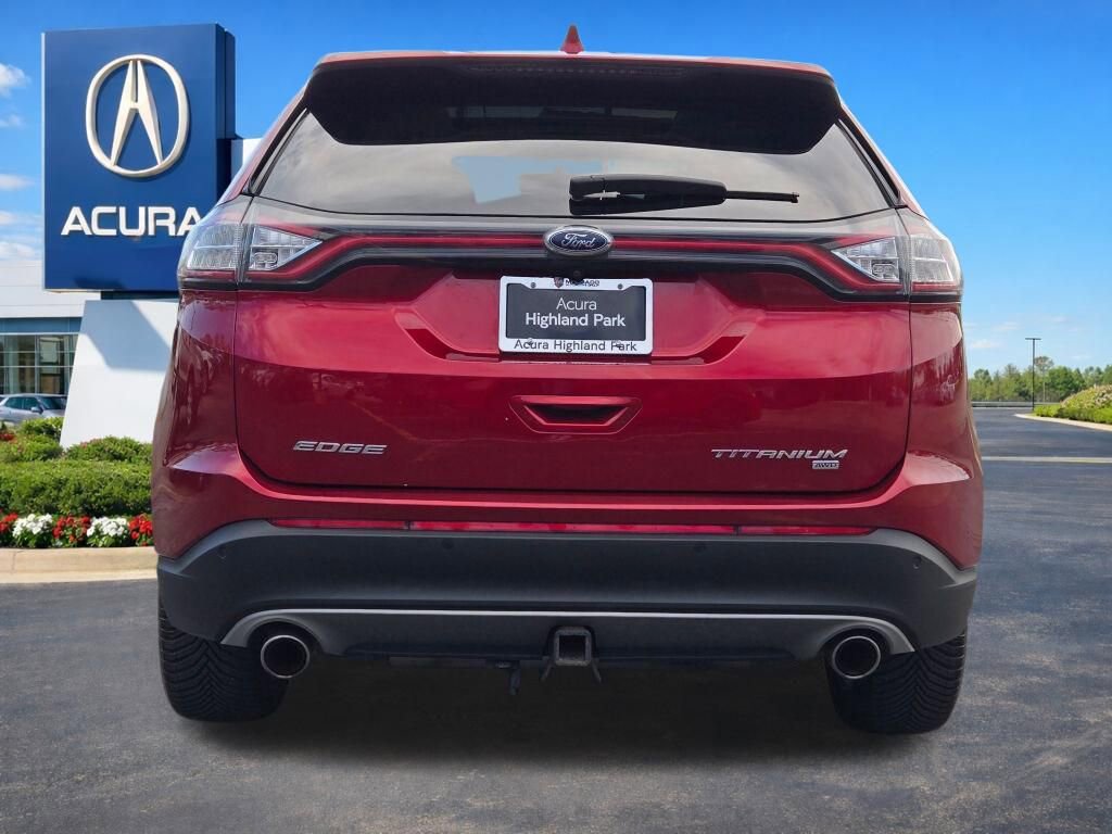 Used 2018 Ford Edge Titanium w/ Equipment Group 301A AWD/4WD image 16