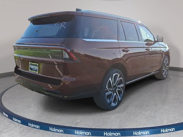 New 2027 Lincoln Navigator Reserve AWD/4WD image 4