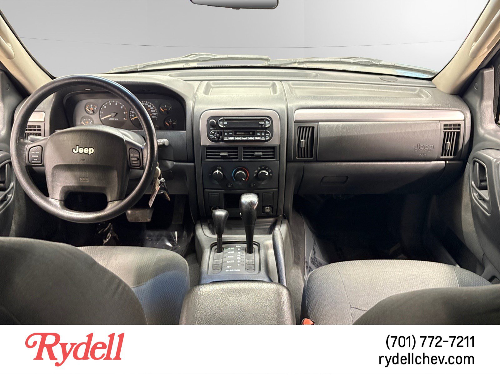 Used 2004 Jeep Grand Cherokee Laredo w/ Convenience Group AWD/4WD image 12